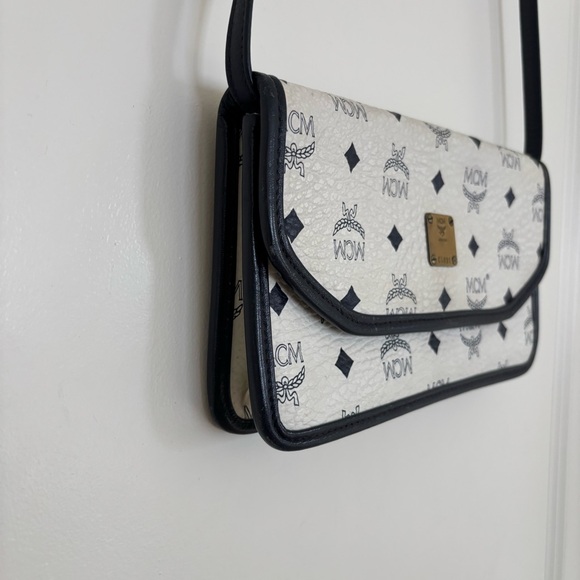 Authentic MCM Visetos Black and White Crossbody Bag- handmade in Germany - Picture 4 of 10